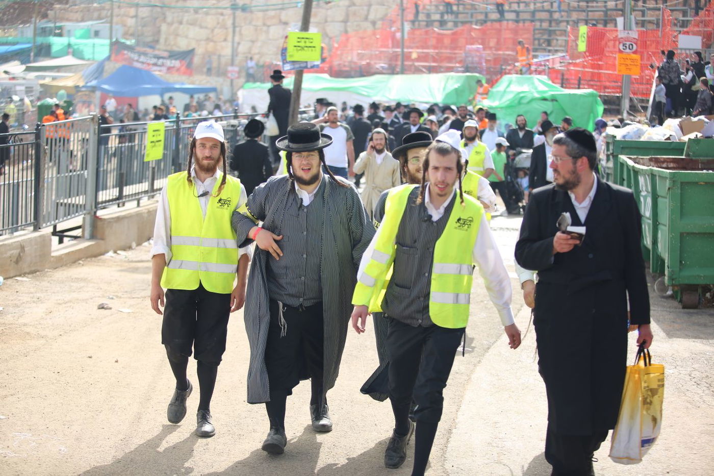 שמולי הרשקופ, כיכר השבת