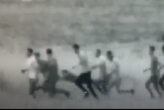 צפו: כך חמאס מביים פציעות בגבול הרצועה