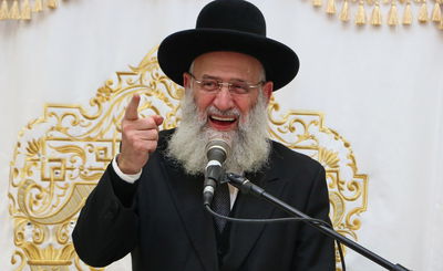 הגר"ר אלבז חושף את התפילות שגרמו לאיראן לא לתקוף