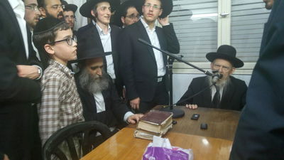 הסיום של 'אורחות תורה': בבית הגרי"ג אדלשטיין