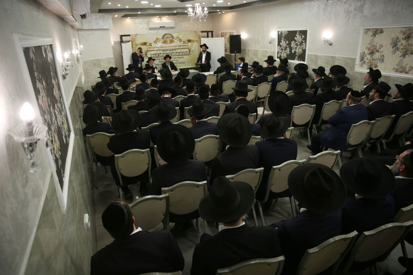 הליטאים יוצאים למערכה בי-ם: "כל קהילה שווה לחסידות"