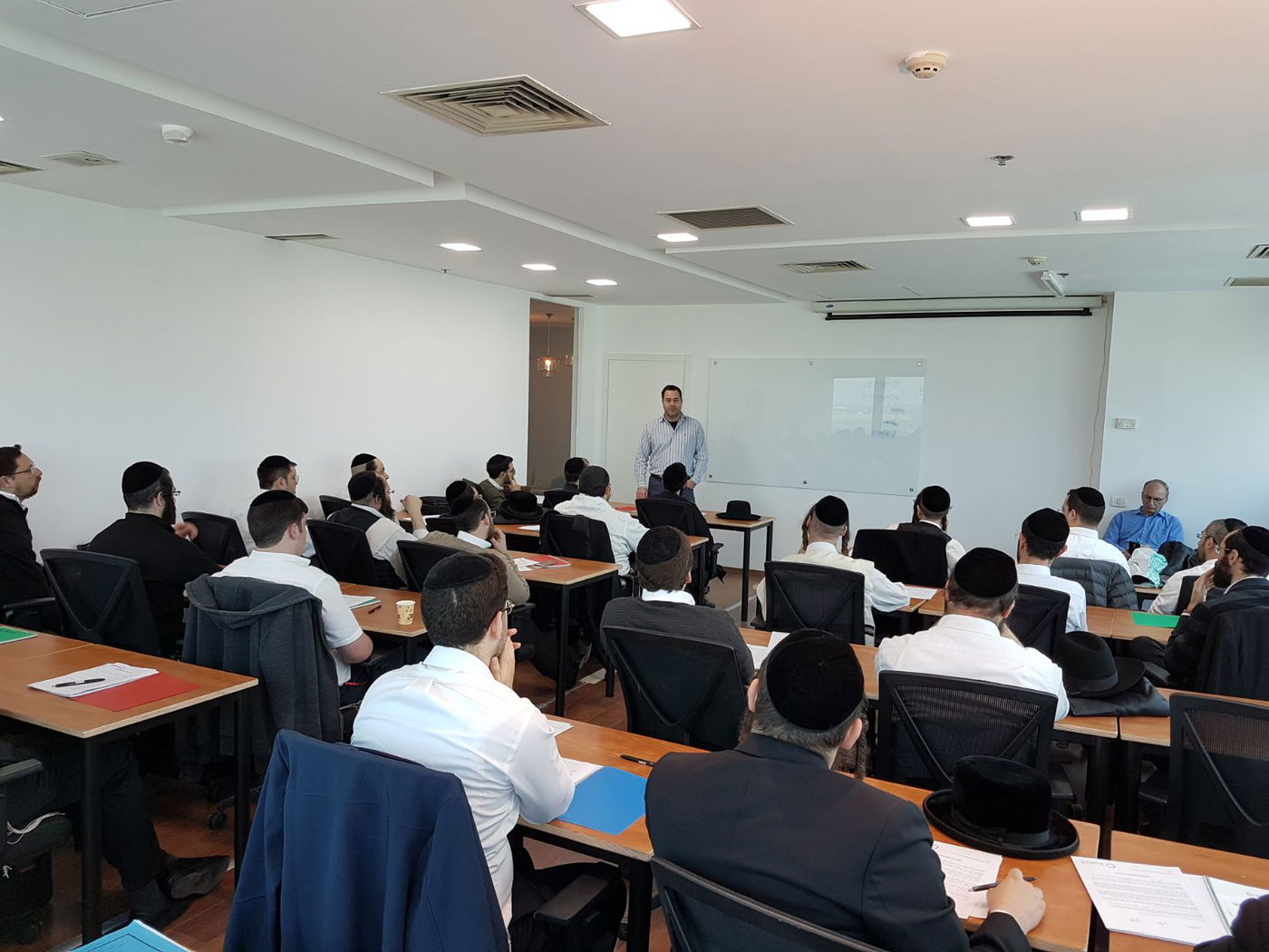 הכשרה בפיתוחים.