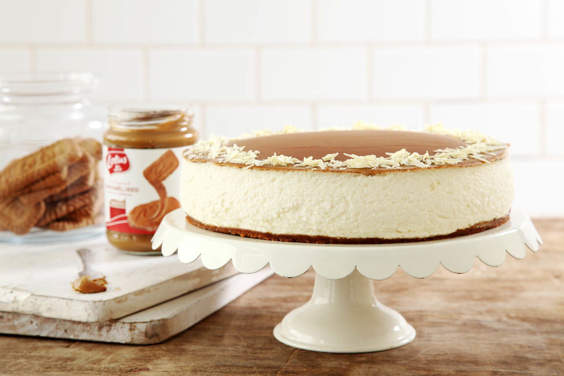 עוגת לוטוס, גבינה ושוקולד לבן.