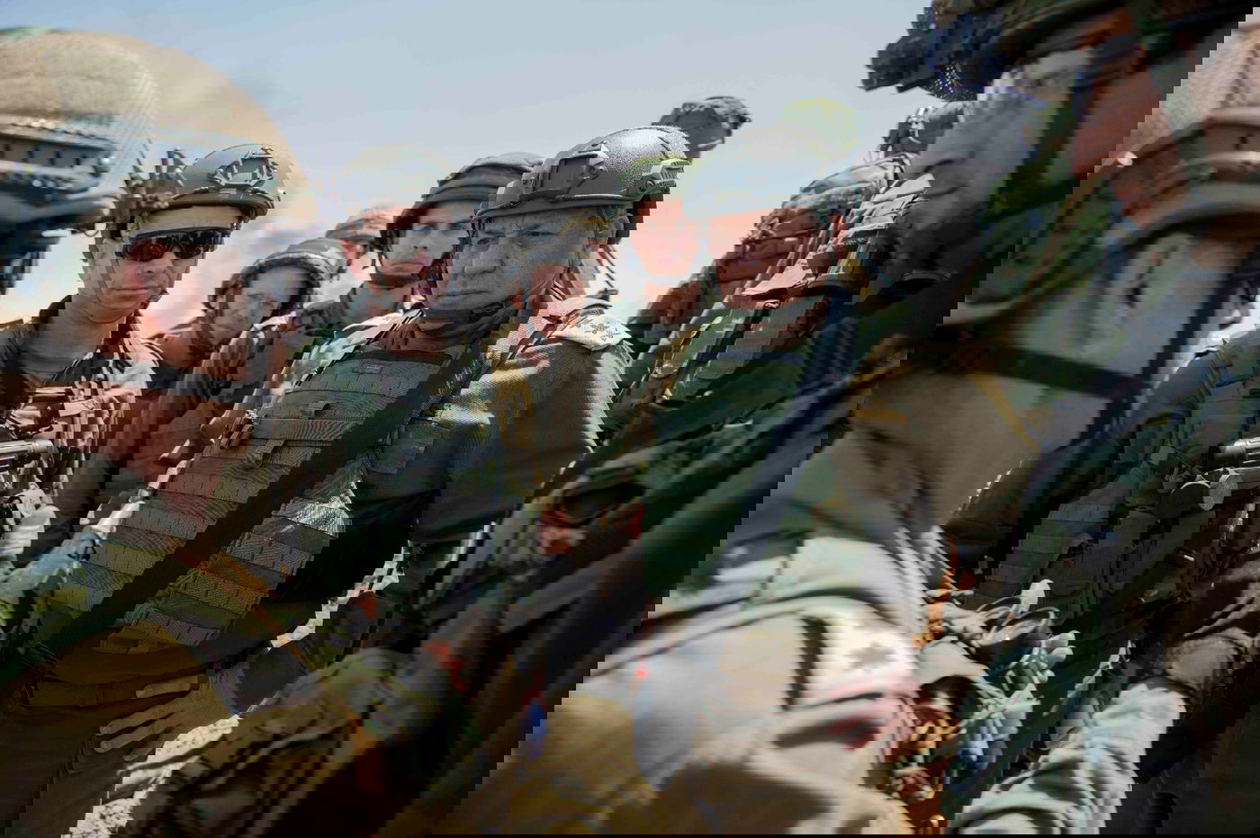 נערכים: צה"ל נערך בגבול עזה; אלפי שוטרים בירושלים