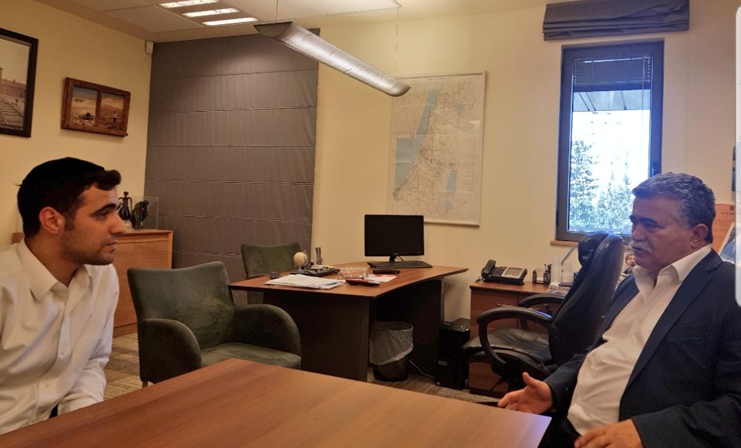 ח"כ עמיר פרץ בראיון לכתב "כיכר השבת" ישי כהן