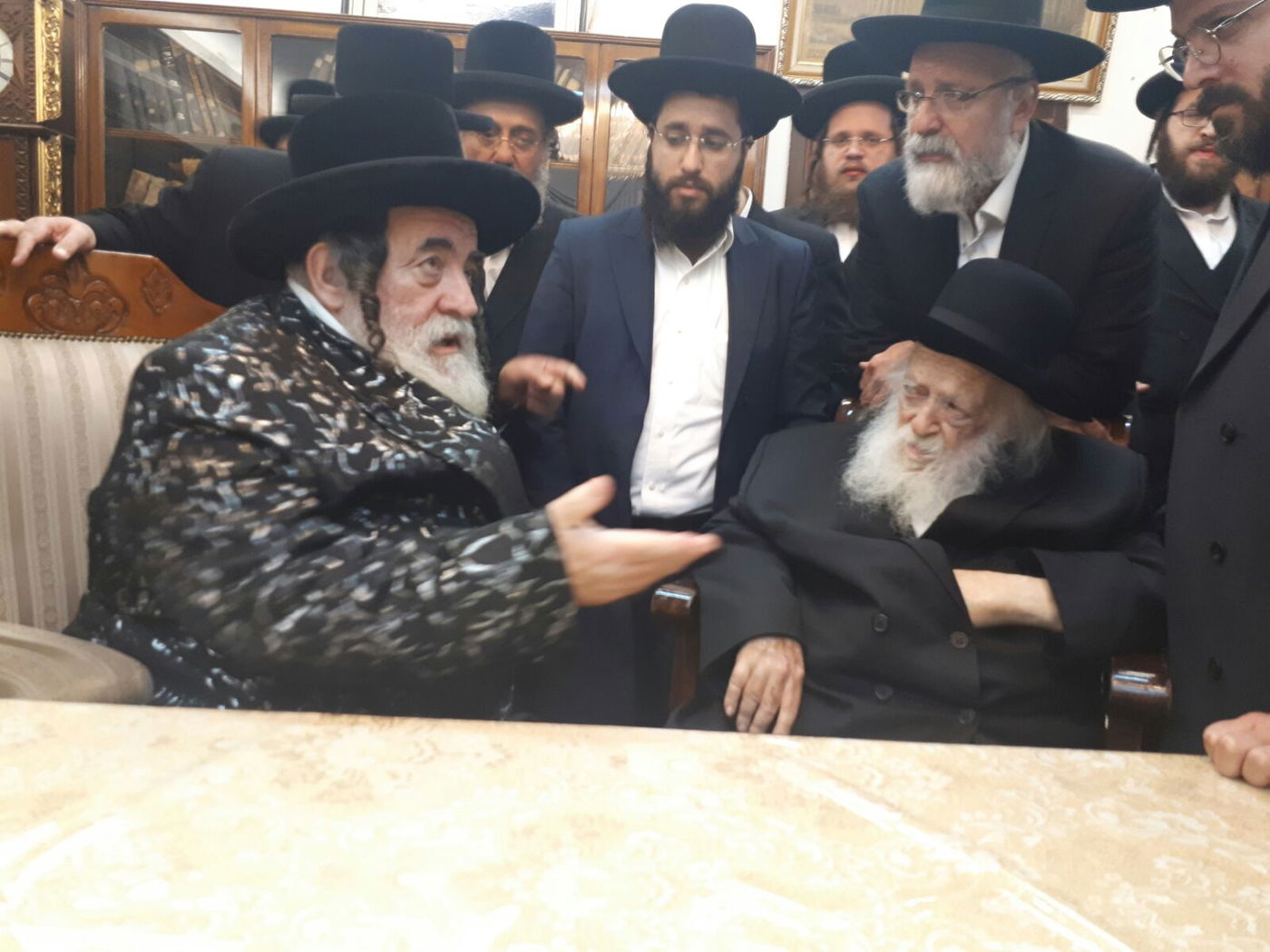 גדולי הדור על אתגרי התקופה: "לימוד תורה הוא התרופה"