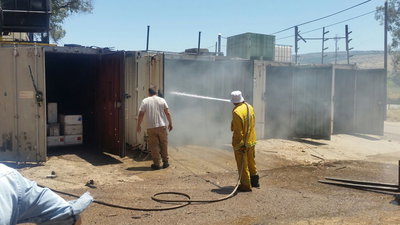 שריפת ענק ליד נתב"ג: אין שליטה על האש