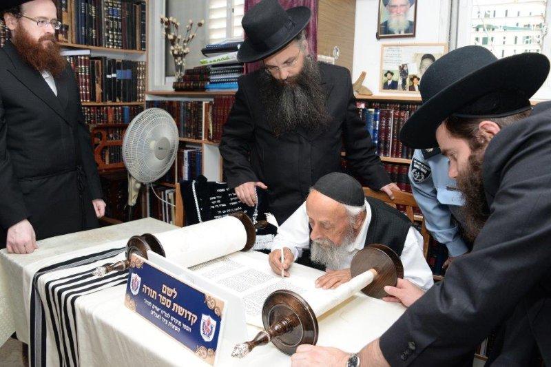 זק"א ת"א: הוכנס ס"ת השאלה למשפחות אבלות