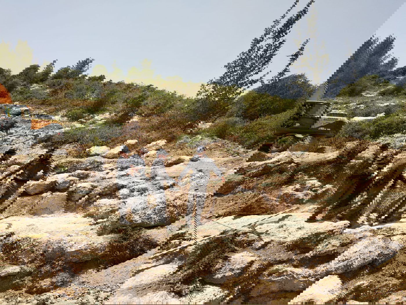 הפגנה נגד "חפירות קברים" בכביש 38; 3 מפגינים נעצרו