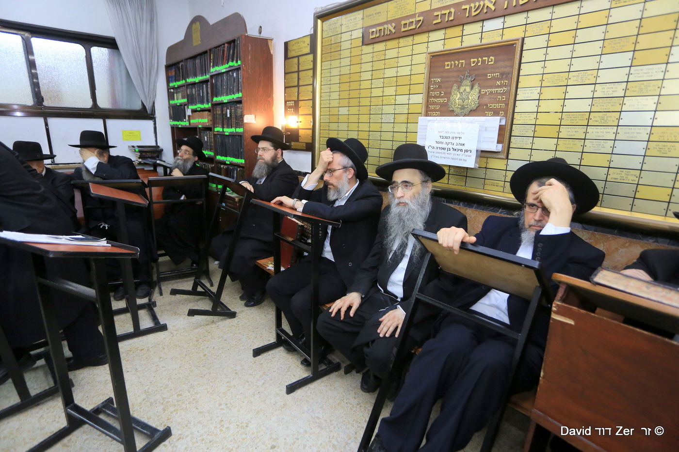 אלפים אחרי מיטת הגאון רבי יעקב כוחי זצ"ל