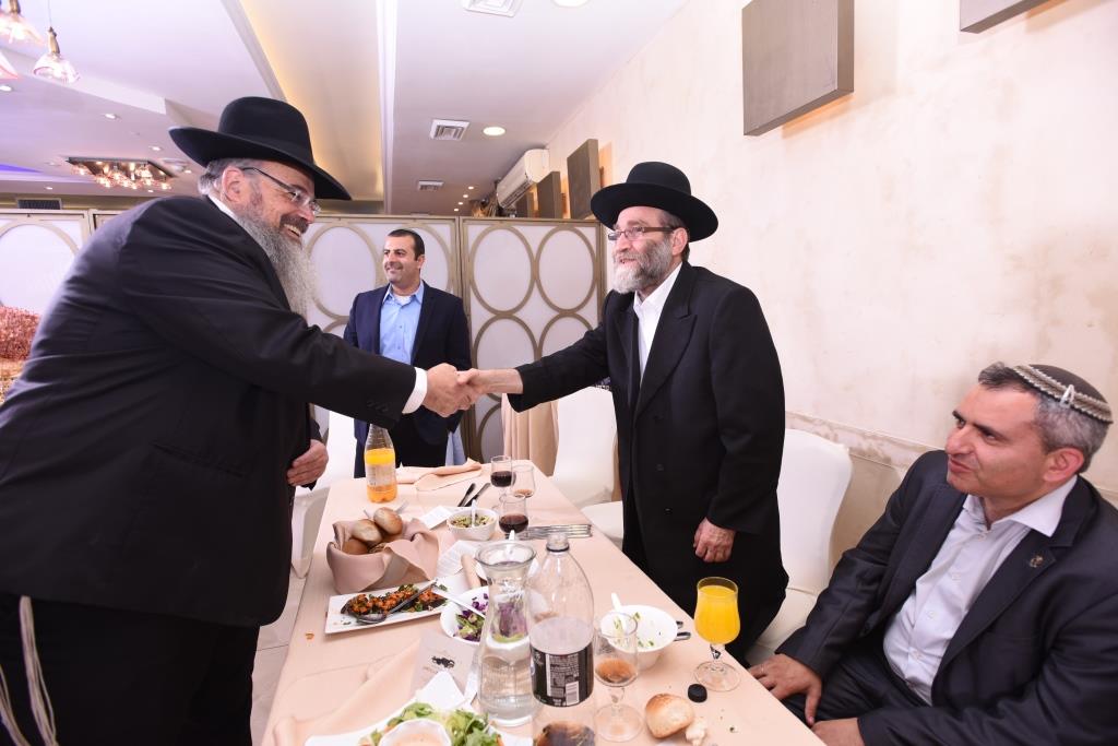 בר מצווה לנכדו של ח"כ משה גפני • גלריה