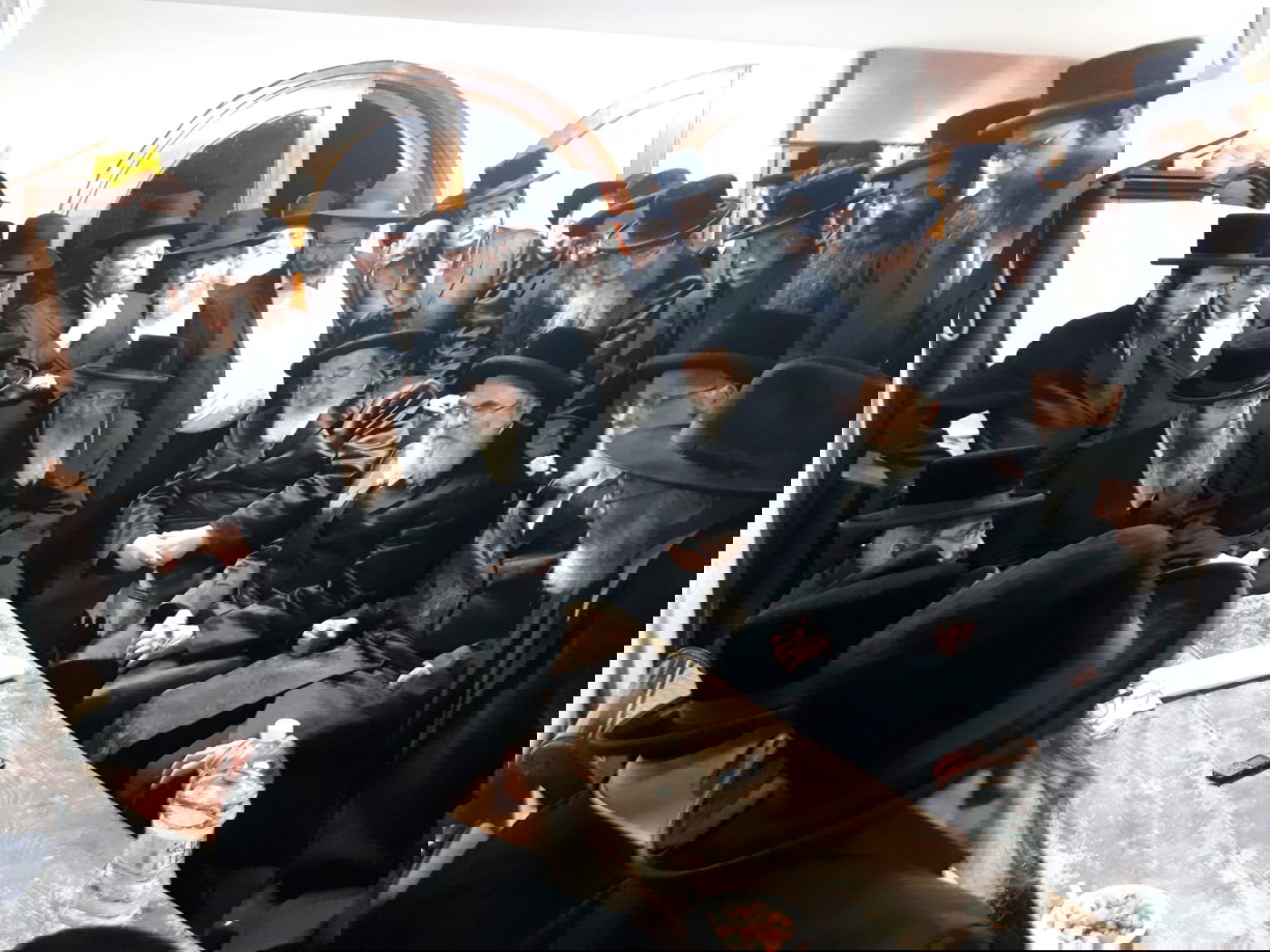 ניחום אבלים אצל הגאון רבי אשר וייס • תיעוד