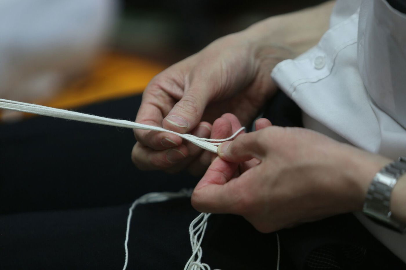 לשם מצווה: כך קושרים ציציות • תיעוד