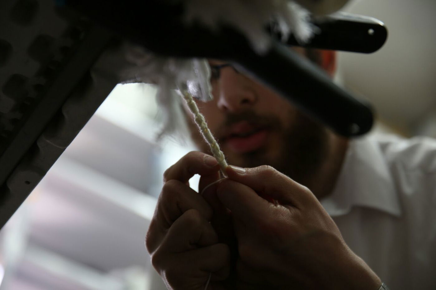 לשם מצווה: כך קושרים ציציות • תיעוד