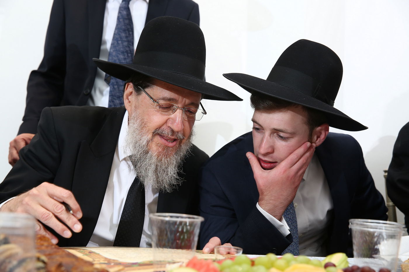 שמחת אירוסי בת הגרב"צ הכהן קוק • תיעוד