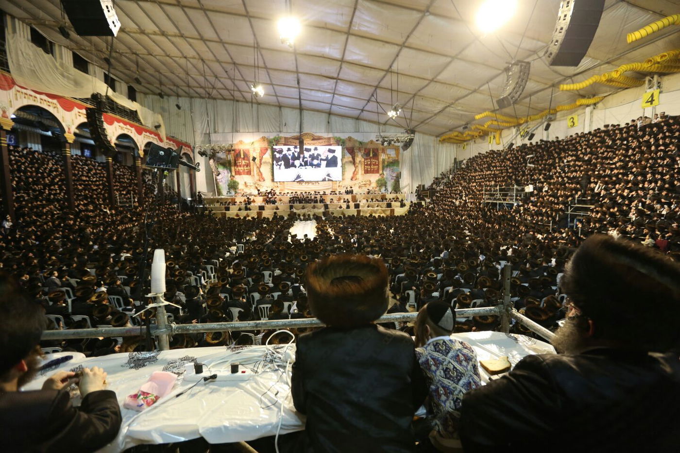 האדמו"ר מגור והגר"ש כהן השתתפו בשמחת בית בעלזא