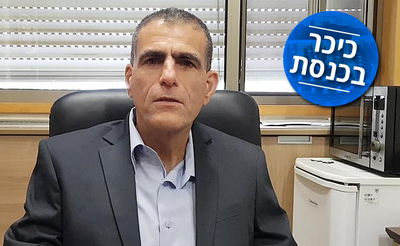 מוסי רז נגד הבואש בהפגנות הפלג: "מה אשם כל הציבור?"