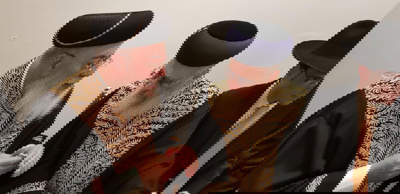 צפו: השלום הספרדי באירוסי נכדת הראשל"צ