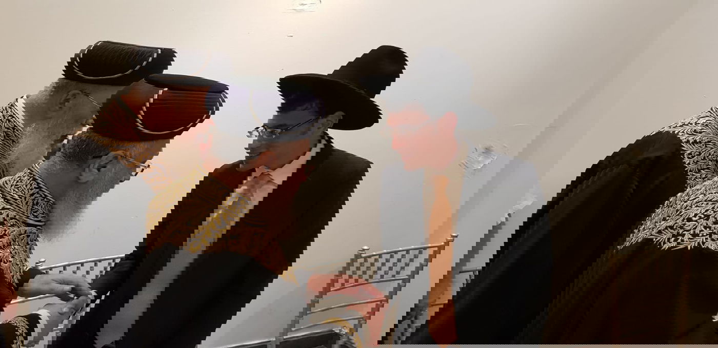 צפו: השלום הספרדי באירוסי נכדת הראשל"צ