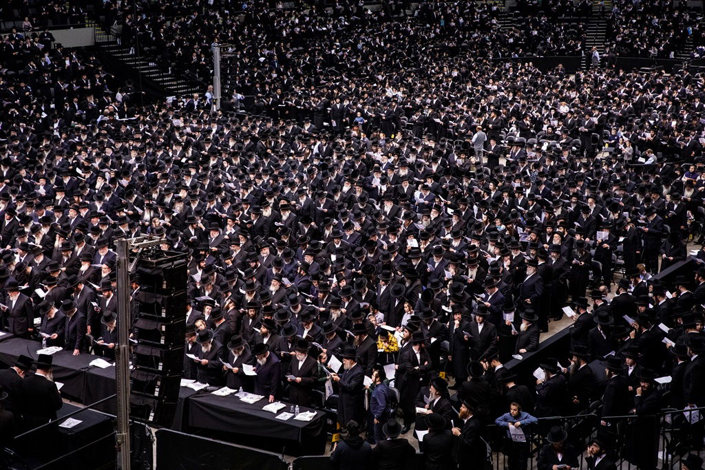 כינוס הרבבות של חסידות סאטמר • גלריה