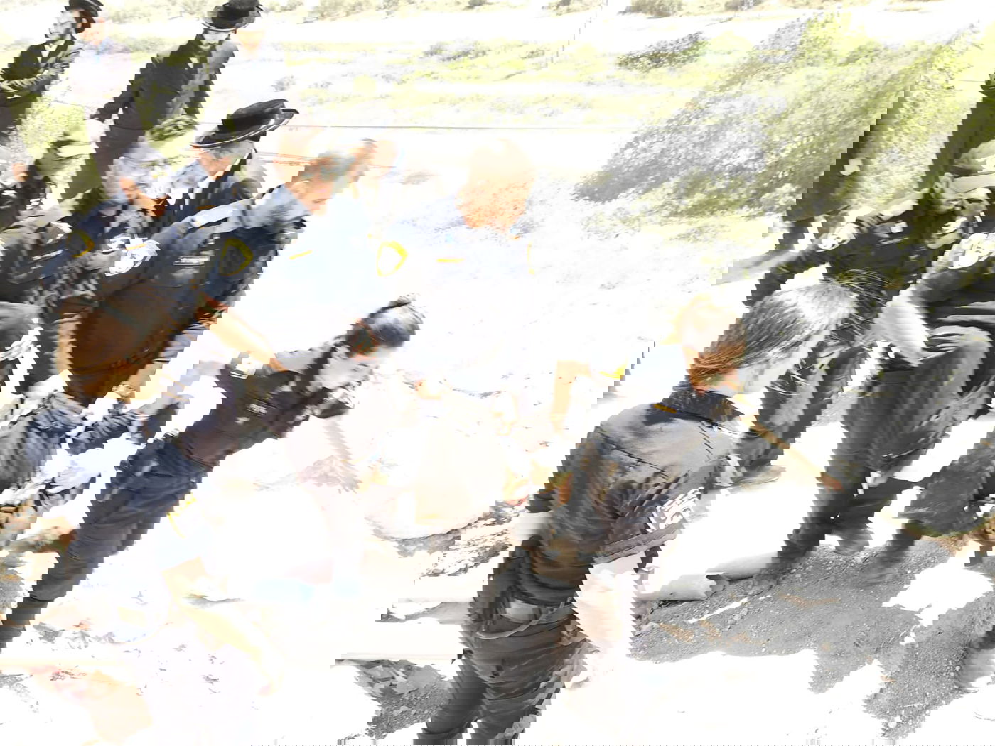 כביש 38: המפגינים החרדים השתלטו על שטח הקברים