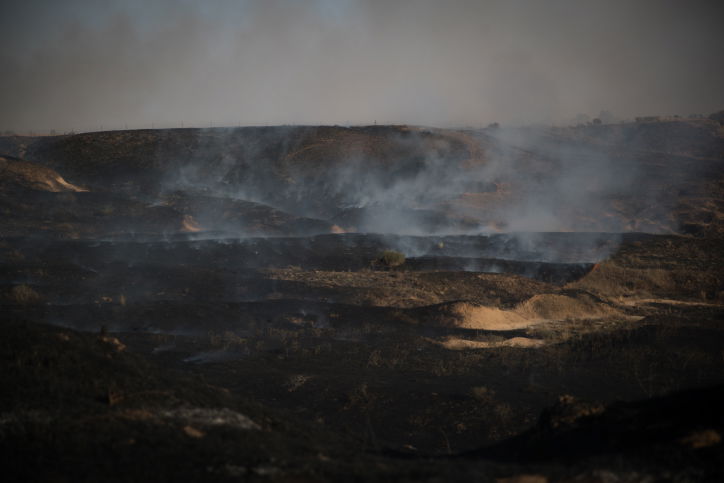 נאבקים באש:  כך נראה  טרור העפיפונים. צפו