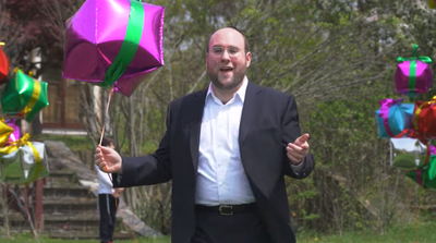 'נחת' בסינגל קליפ חדש בעברית - "מתנה"