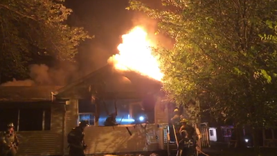 3 פצועים בדליקת ענק במתחם אירוח בו שהו בחורי ישיבה