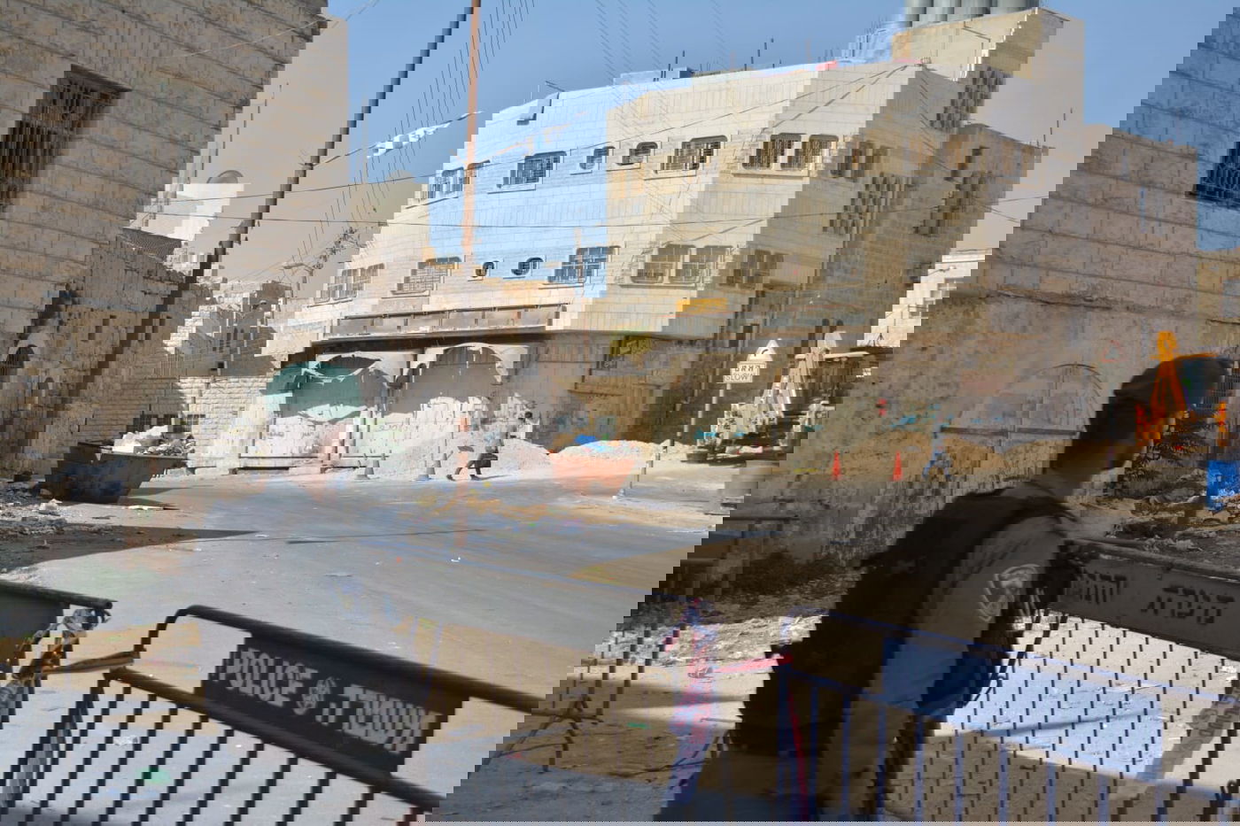 לוחמי מג"ב ליד מערת המכפלה