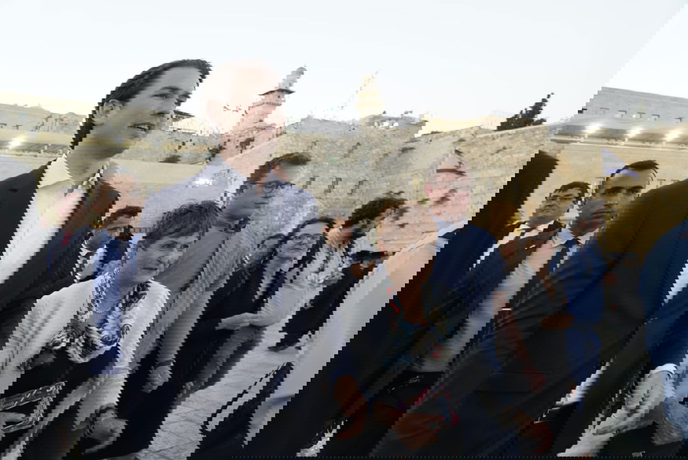 קורץ ברחבת הכותל