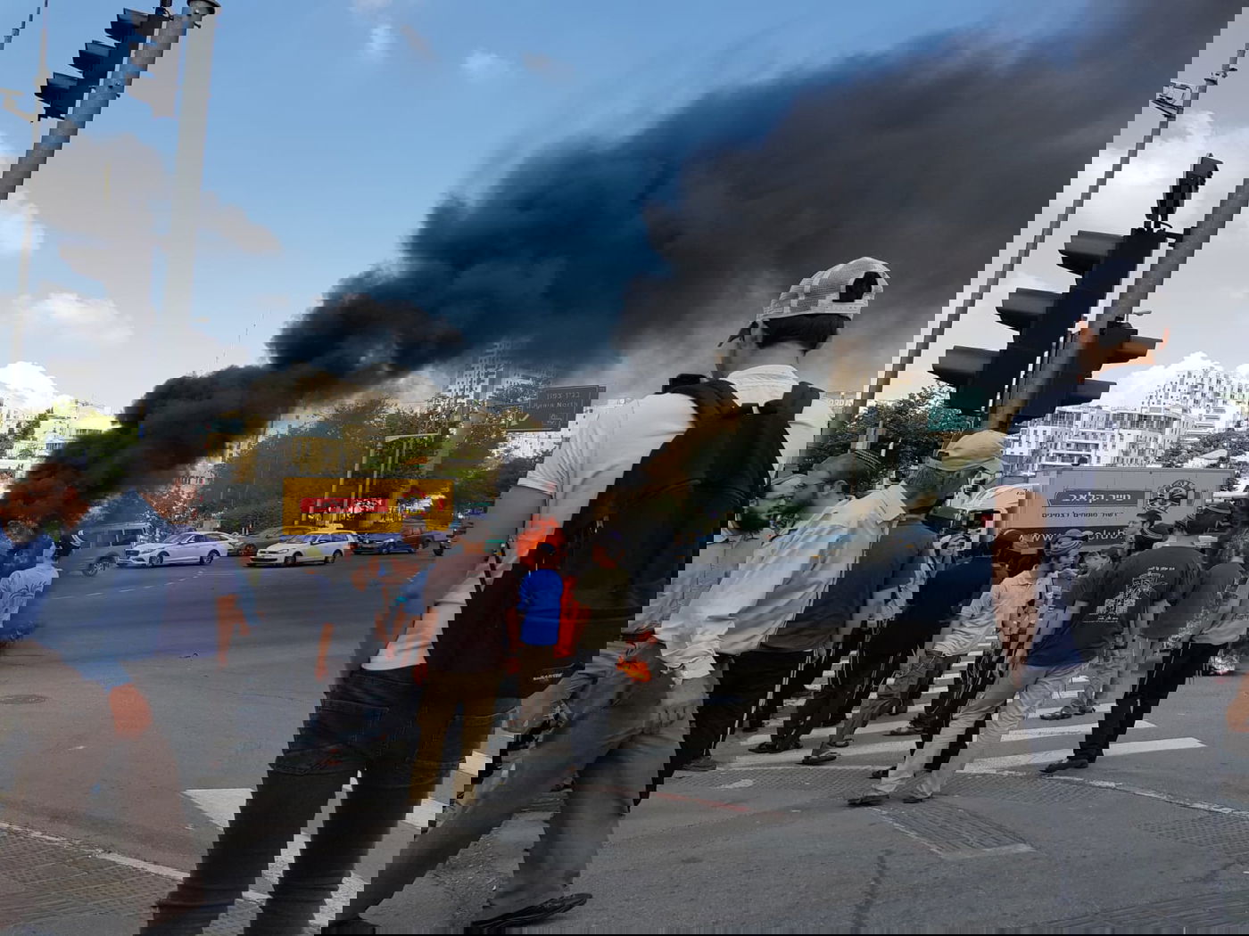 פעילי ימין חסמו את הכניסה לי-ם; 4 נעצרו