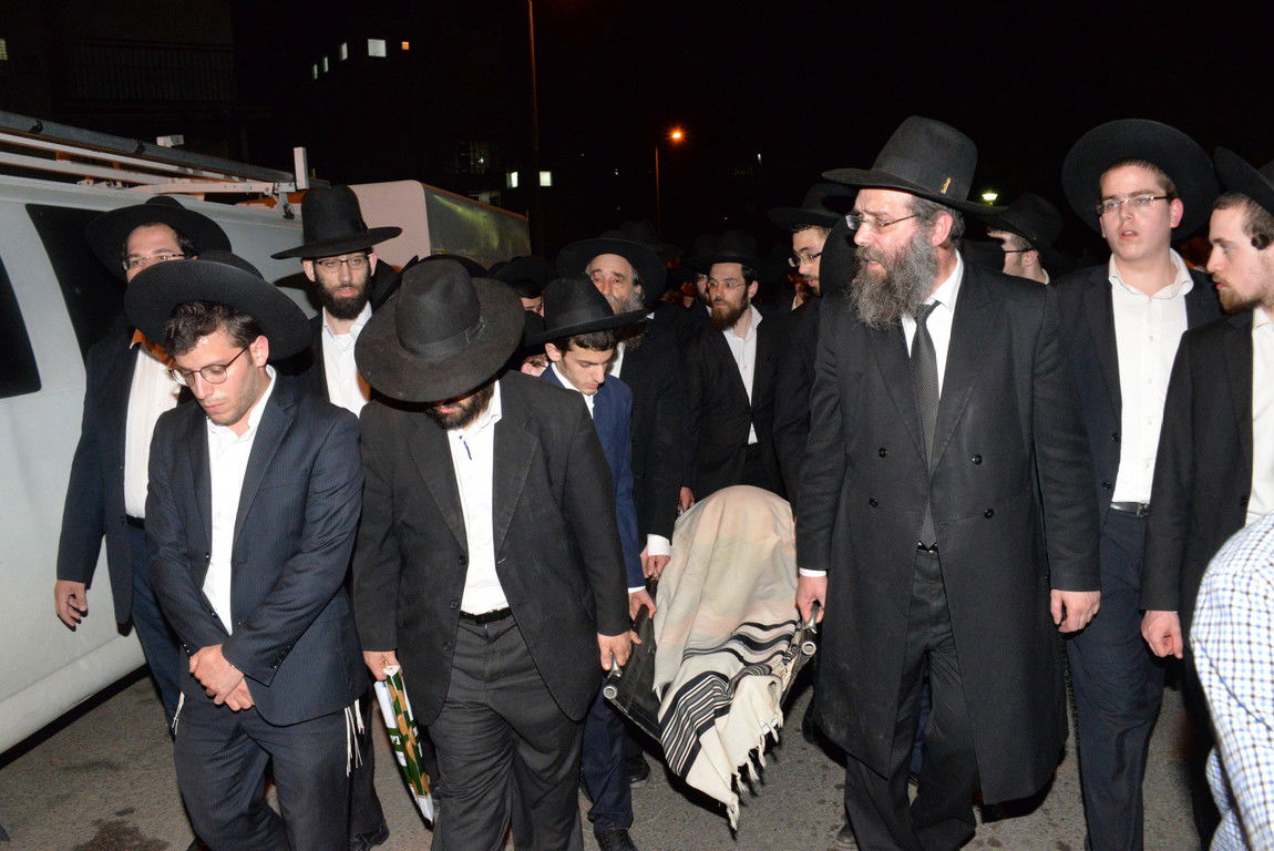 הגר"ג אדלשטיין ספד לבנו: "אני מבקש ממנו מחילה"