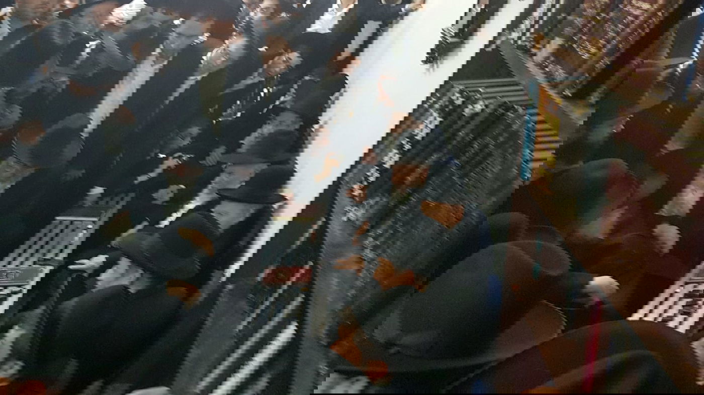 שר התורה ניחם את ראש הישיבה •  תיעוד