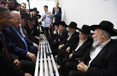 הנשיא ריבלין ניחם את ראש הישיבה • תיעוד