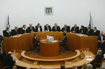 לימודי משפטים.אילוסטרציה