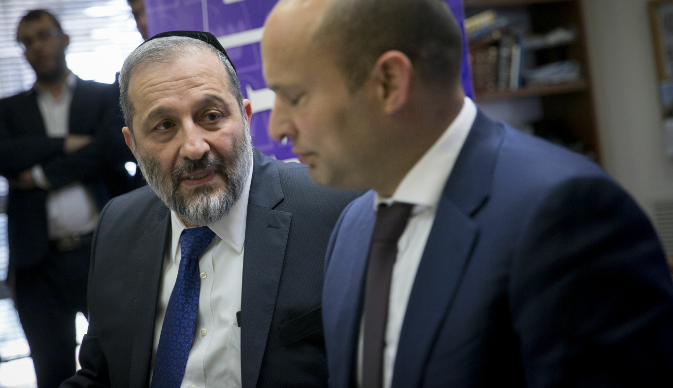 אריה דערי ונפתלי בנט