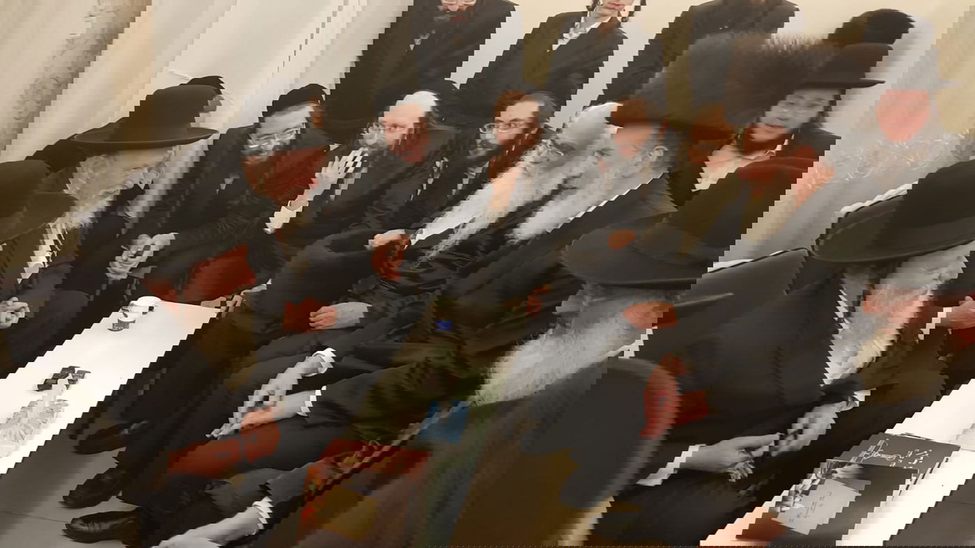 סגן השר ליצמן ניחם את מנכ"ל המרכז העולמי של חסידות גור