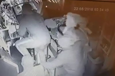 הכנופיה במהלך הפריצות