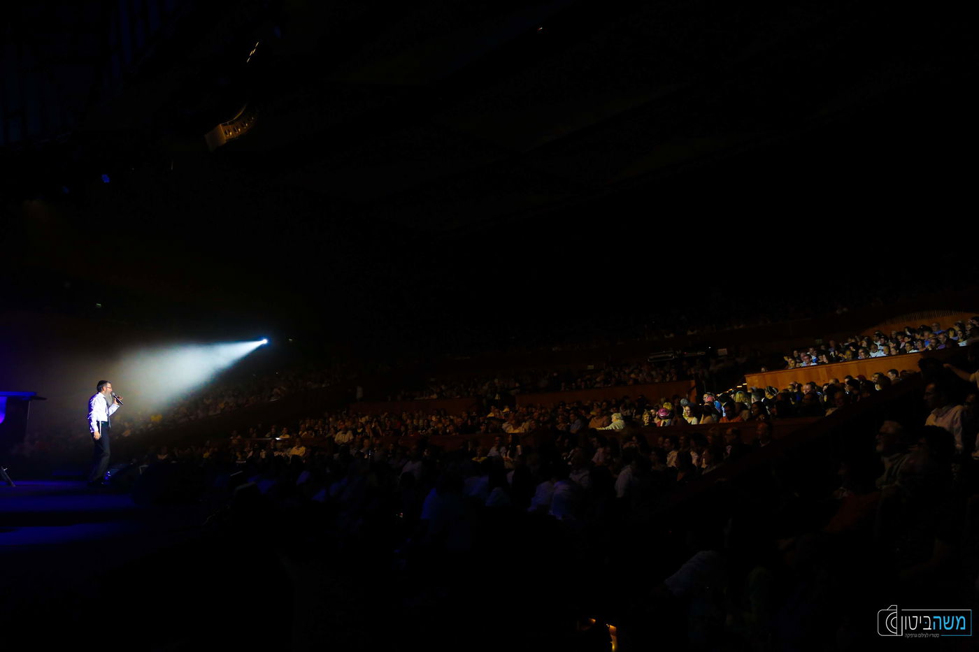 אברהם פריד ריגש את היכל התרבות  • גלריה