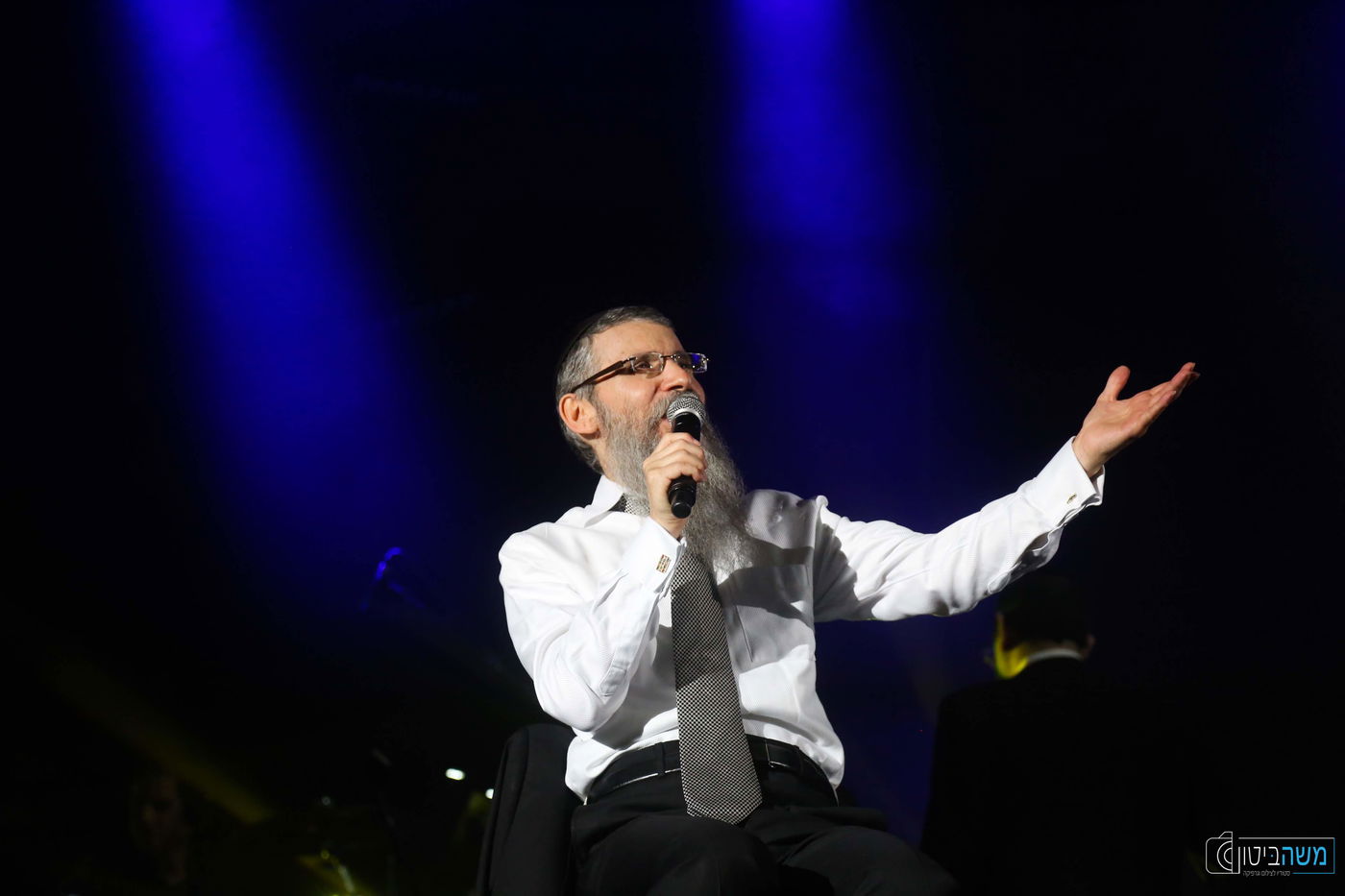 אברהם פריד ריגש את היכל התרבות  • גלריה