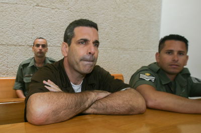 הסמל של גיוס הציבור החרדי הפך ל'שר המרגל'