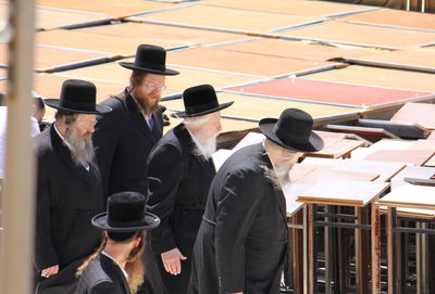 לפני הר הזיתים: האדמו"ר מגור התפלל בכותל המערבי