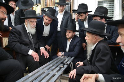 שיחת הגר"ש כהן והגר"ג אדלשטיין • צפו בתיעוד וידאו