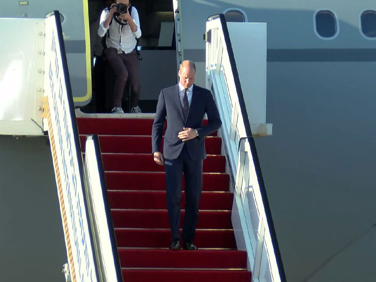 התרגשות בישראל: הנסיך הבריטי הגיע לביקור