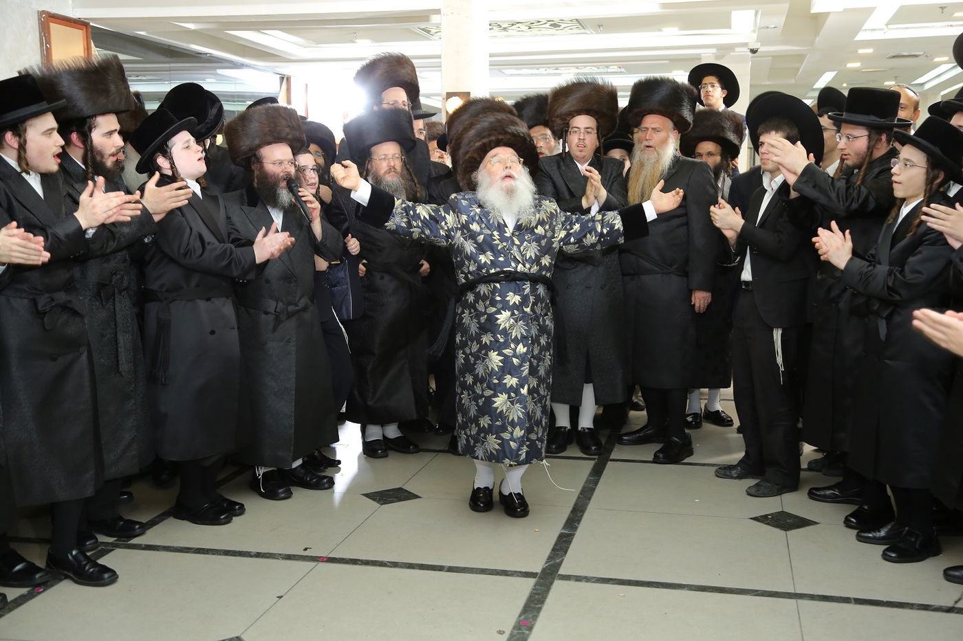 שמחת בית מישקולץ.