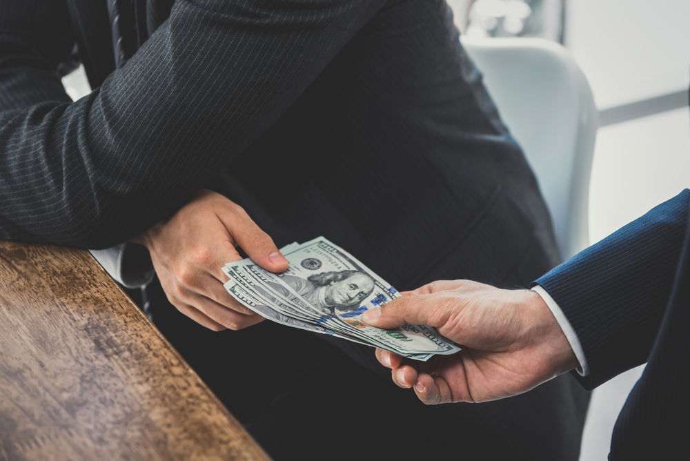 שקרים וחובות. אילוסטרציה