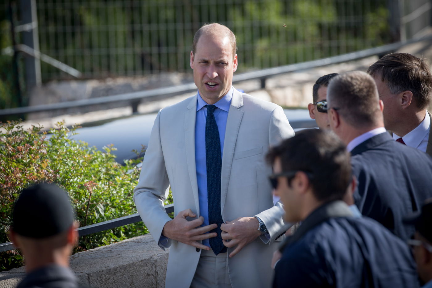 פתק התפילה של הנסיך נלקח מהכותל. צפו