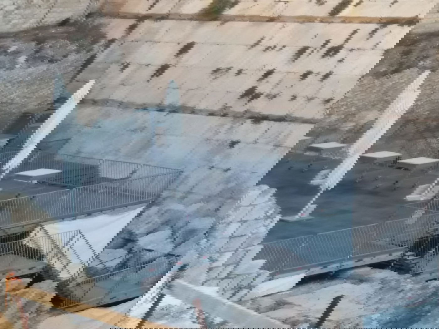 הרחבה הרפורמית הבוקר, ריקה