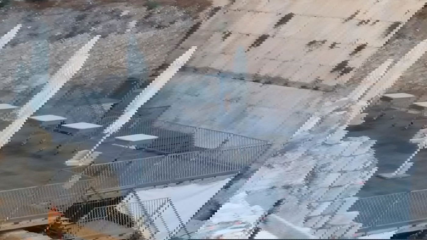 הרחבה הרפורמית הבוקר, ריקה