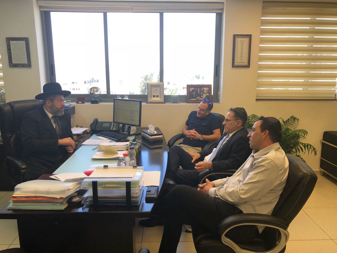 ברוורמן ופרץ בפגישה עם הגר"ד לאו, היום